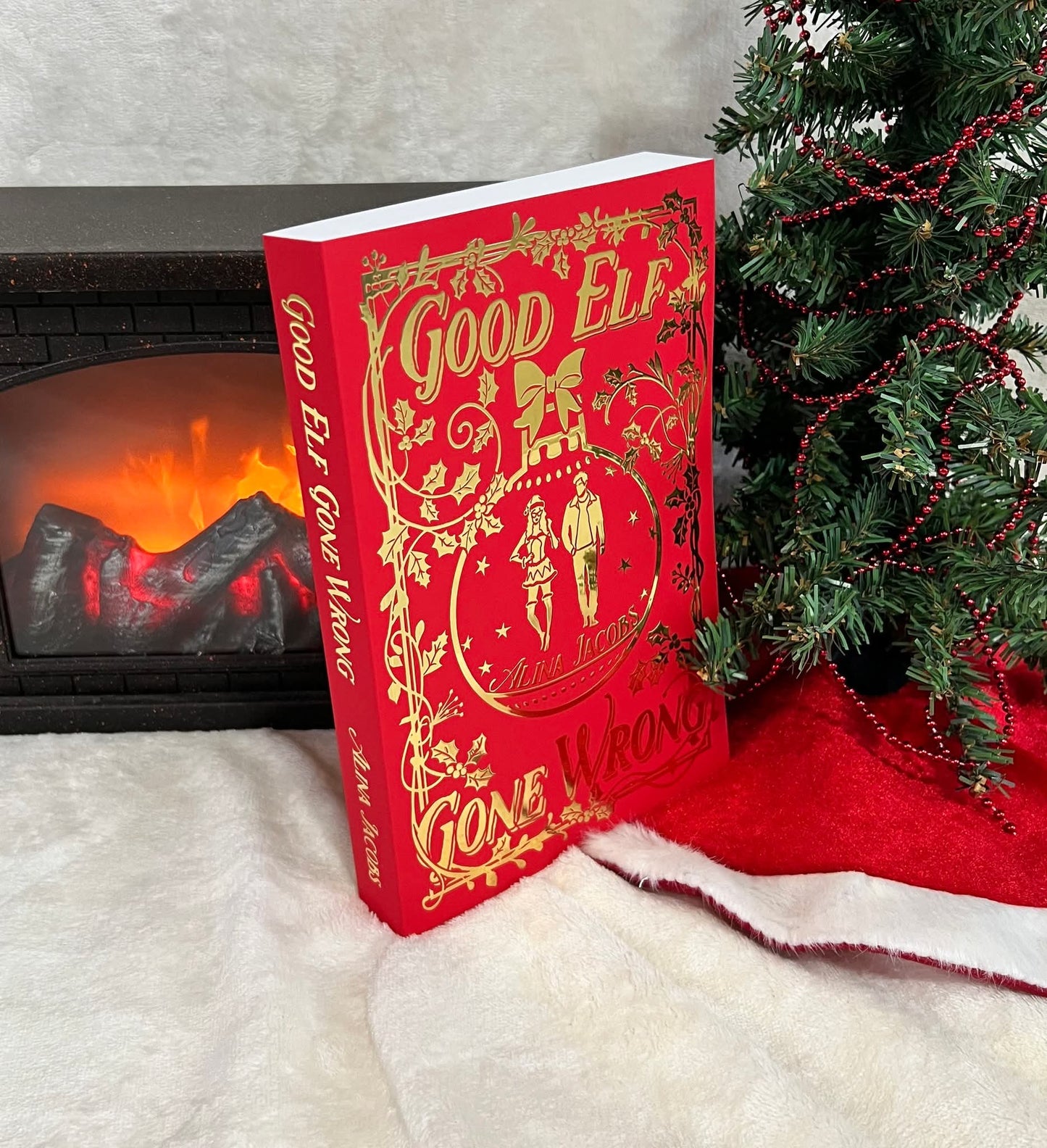 Good Elf Gone Wrong - Special Edition