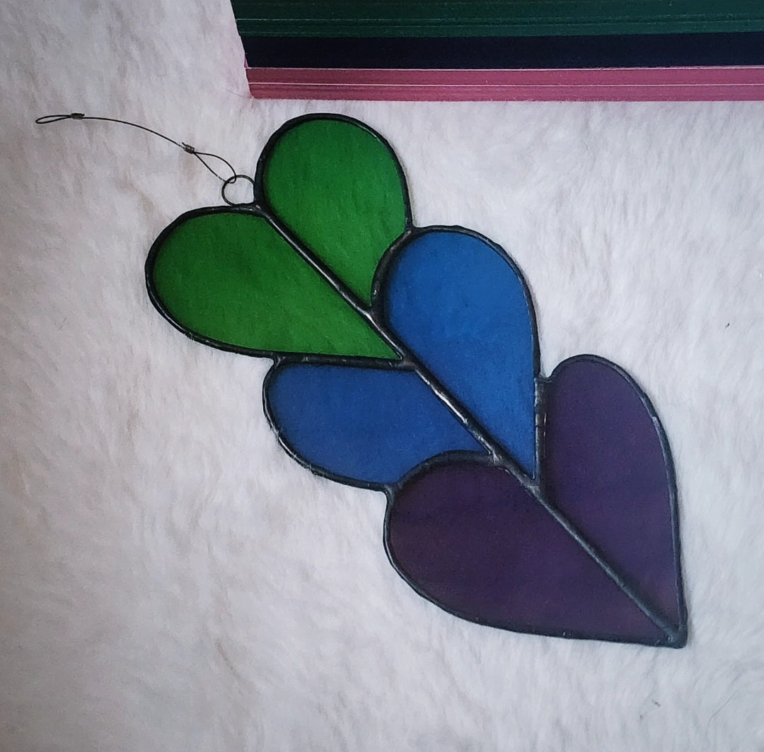 WGG Cool Love Chain Suncatcher